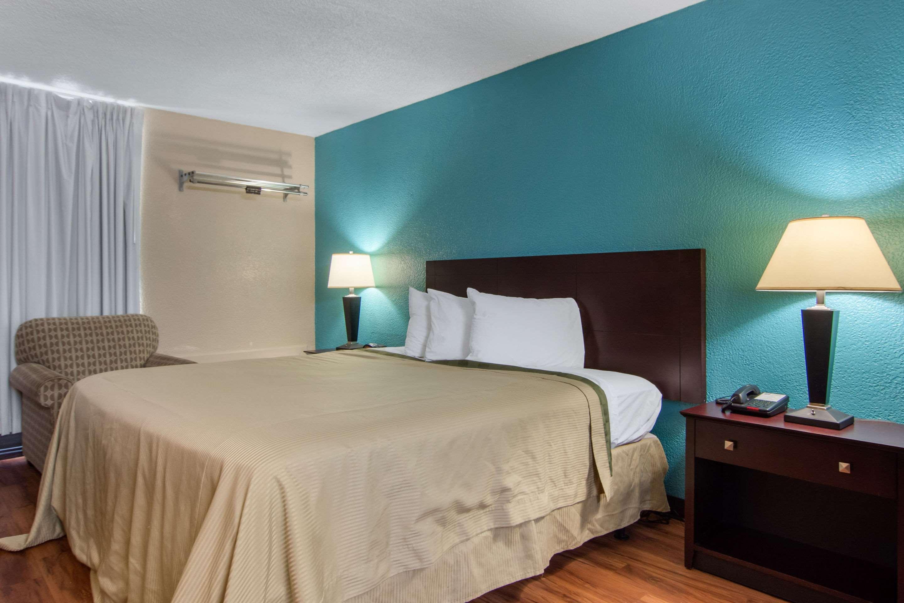 Suburban Studios Macon Dış mekan fotoğraf