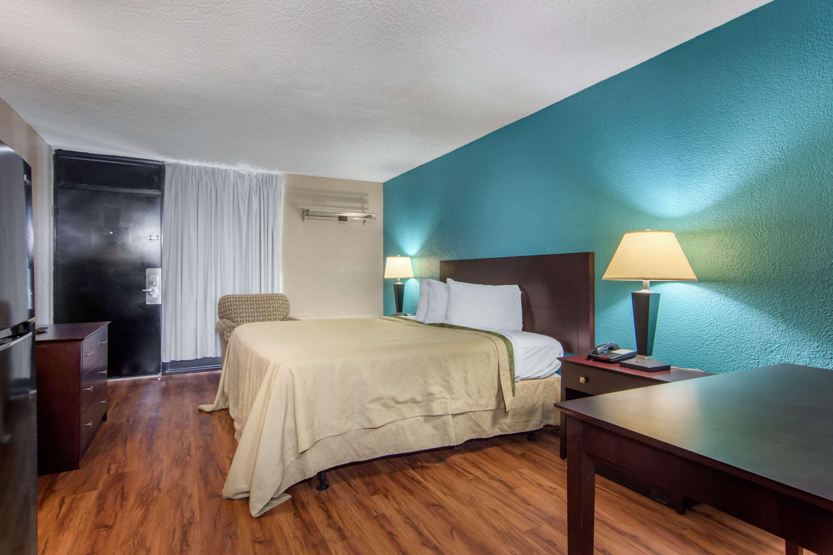 Suburban Studios Macon Dış mekan fotoğraf