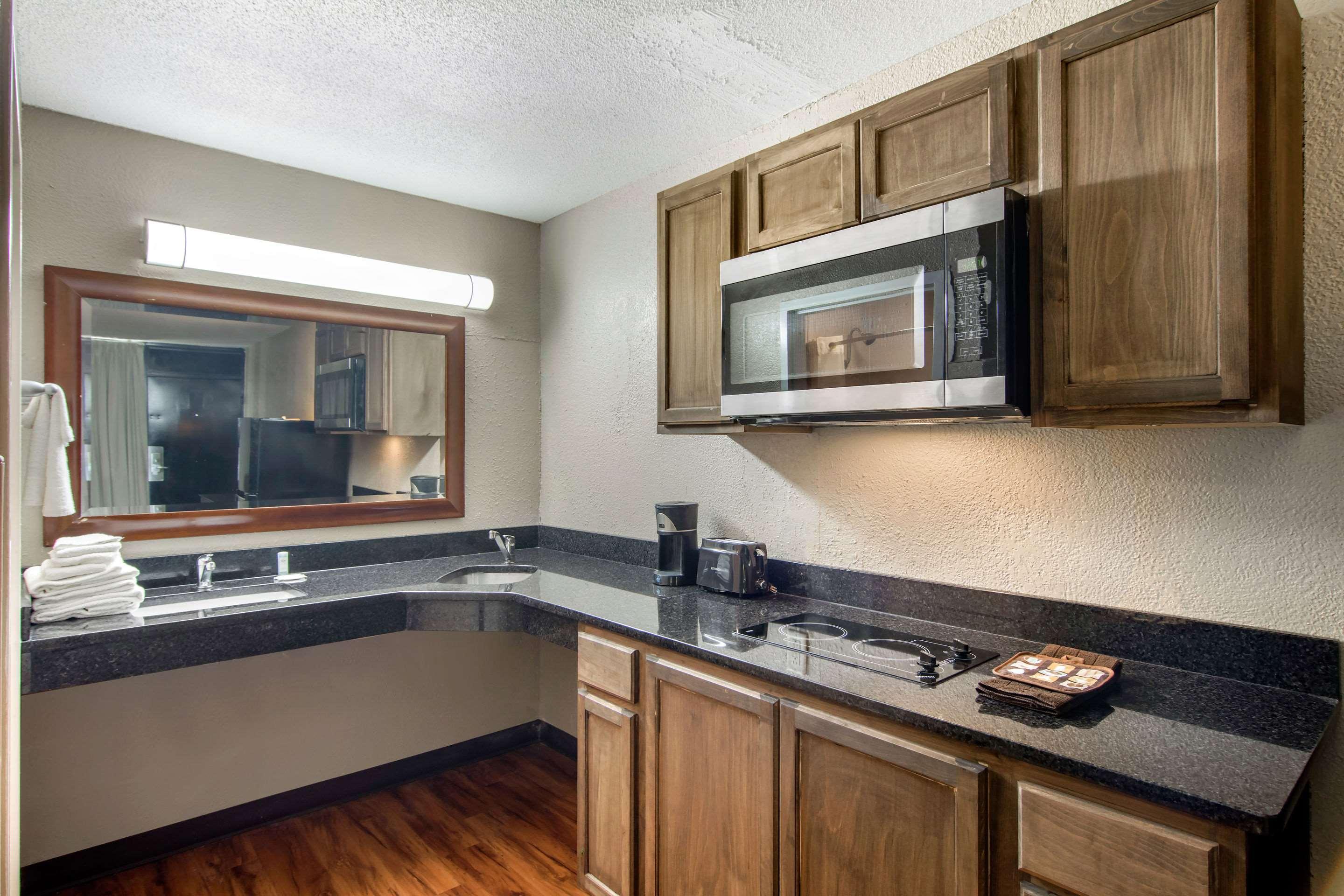 Suburban Studios Macon Dış mekan fotoğraf