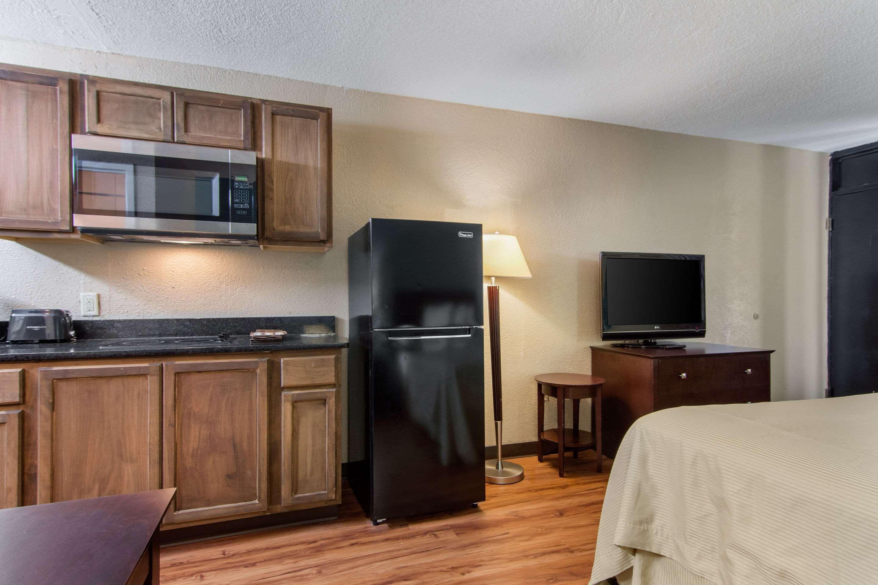Suburban Studios Macon Dış mekan fotoğraf